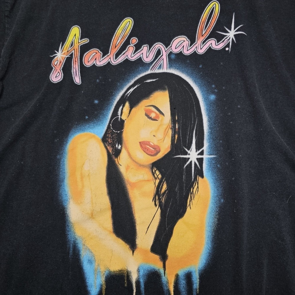 Aaliyah Graphic T-Shirt Mens XL Black Airbrush Portrait R&B Music 100% Cotton - Picture 4 of 10